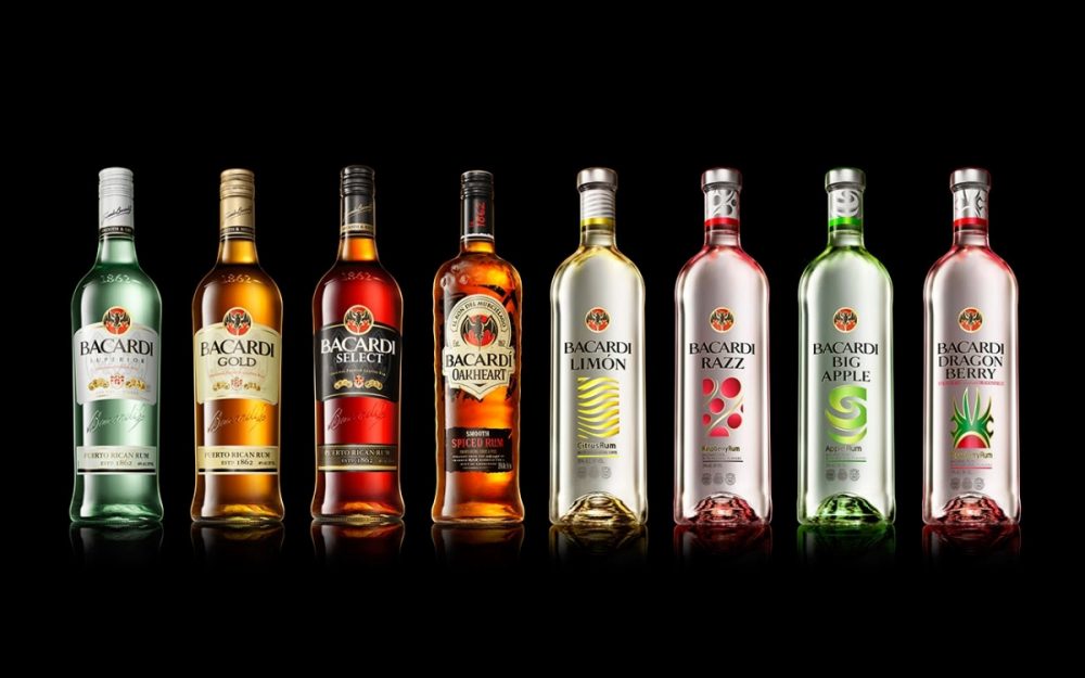 Rượu Rum – Hương vị ngọt ngào từ mía và câu chuyện văn hóa đặc sắc